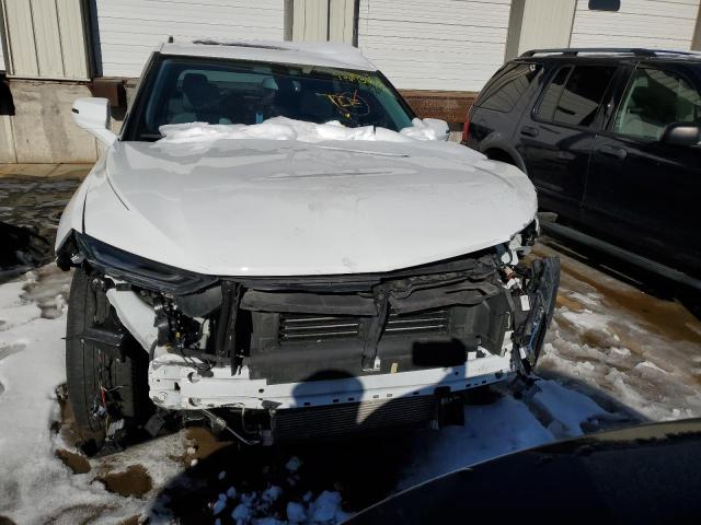 Photo 4 VIN: 3GNKBHRS1KS559503 - CHEVROLET BLAZER 3LT 