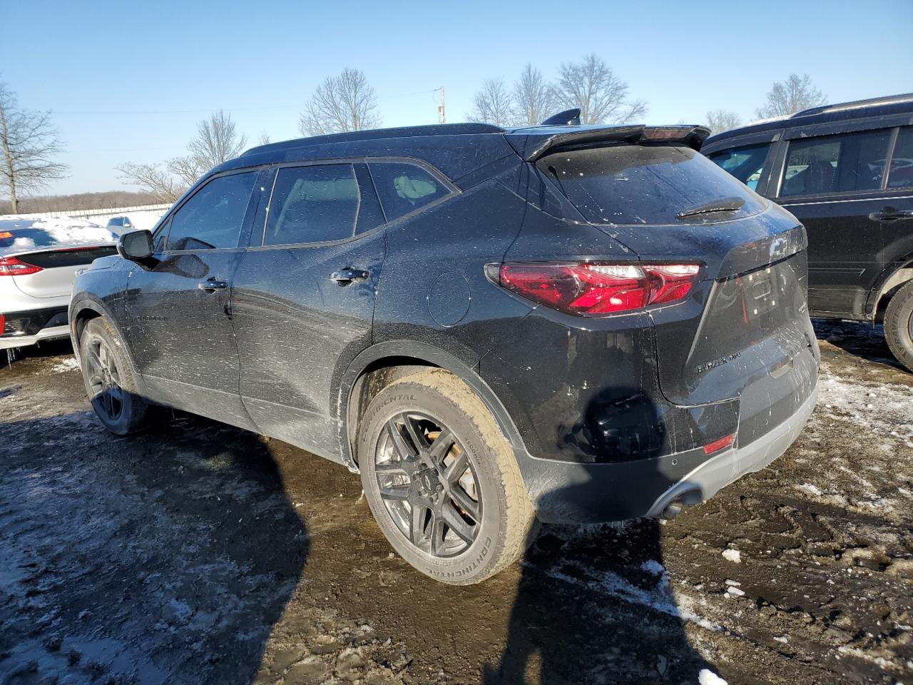 Photo 1 VIN: 3GNKBHRS8MS562840 - CHEVROLET BLAZER 