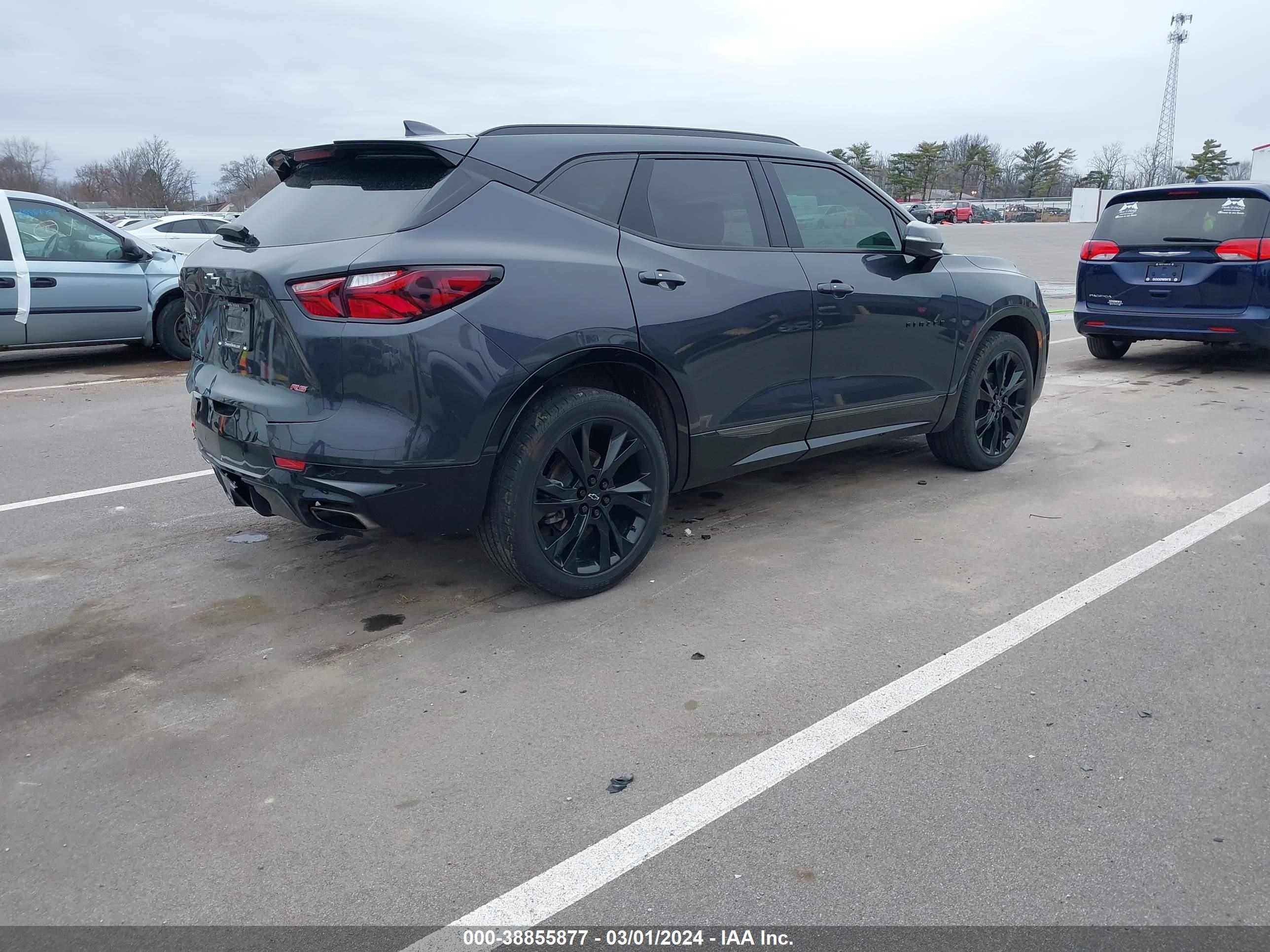 Photo 3 VIN: 3GNKBKRS7MS539112 - CHEVROLET BLAZER 