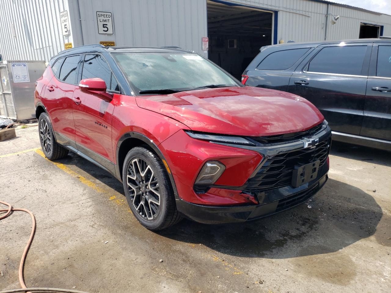 Photo 3 VIN: 3GNKBKRS8PS118195 - CHEVROLET BLAZER 