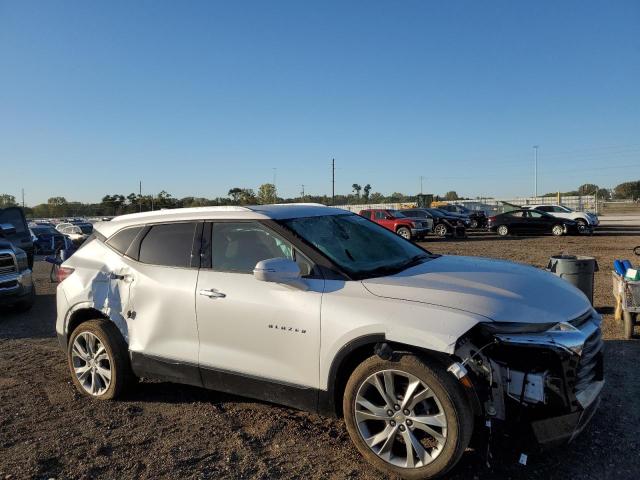 Photo 3 VIN: 3GNKBLRS4NS163279 - CHEVROLET BLAZER PRE 