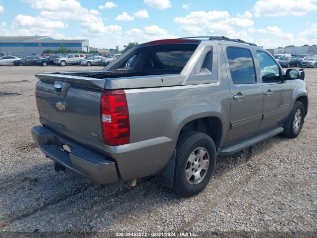 Photo 3 VIN: 3GNMCEE00BG255848 - CHEVROLET AVALANCHE 1500 