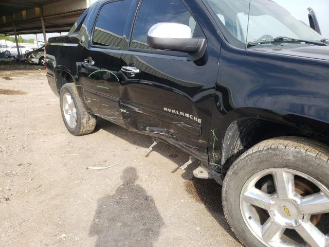 Photo 8 VIN: 3GNMCEE01DG178488 - CHEVROLET AVALANCHE 