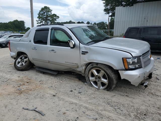 Photo 3 VIN: 3GNMCEE02DG150022 - CHEVROLET AVALANCHE 