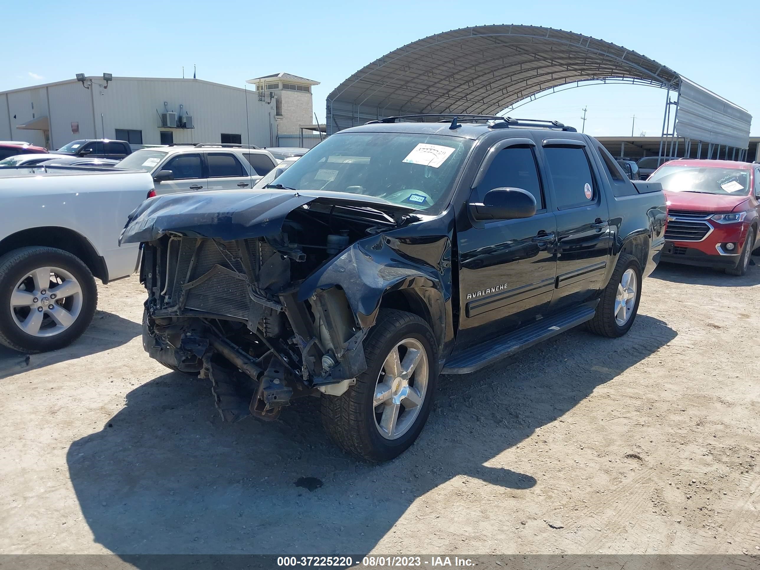 Photo 1 VIN: 3GNMCEE08CG115788 - CHEVROLET AVALANCHE 