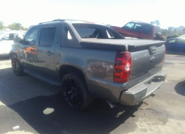 Photo 2 VIN: 3GNMCFE00BG306366 - CHEVROLET AVALANCHE 