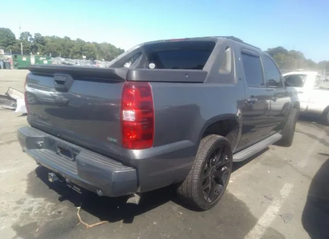 Photo 3 VIN: 3GNMCFE00BG306366 - CHEVROLET AVALANCHE 