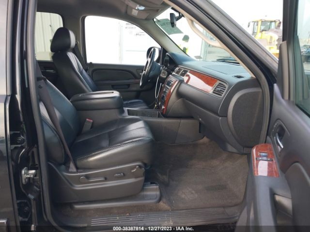 Photo 4 VIN: 3GNMCFE01CG220033 - CHEVROLET AVALANCHE 1500 