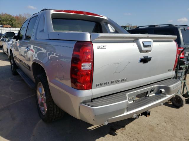 Photo 2 VIN: 3GNMCFE04BG324112 - CHEVROLET AVALANCHE 