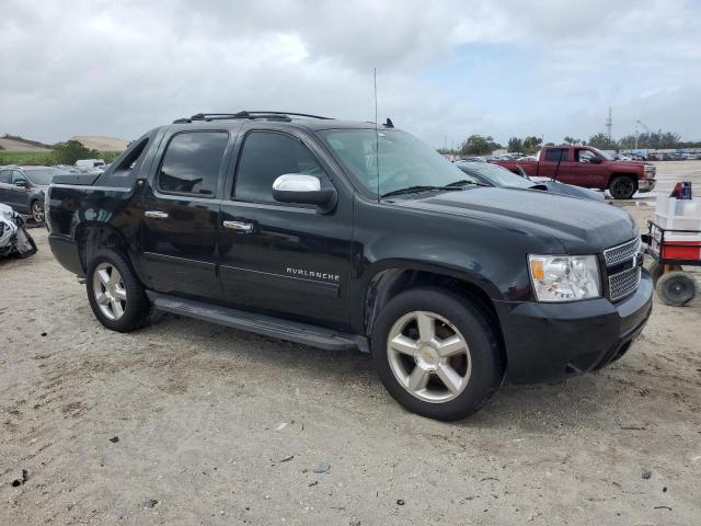 Photo 3 VIN: 3GNMCFE05BG121584 - CHEVROLET AVALANCHE 