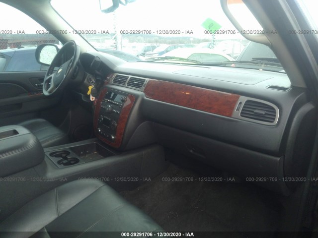 Photo 4 VIN: 3GNMCFE07DG163001 - CHEVROLET AVALANCHE 