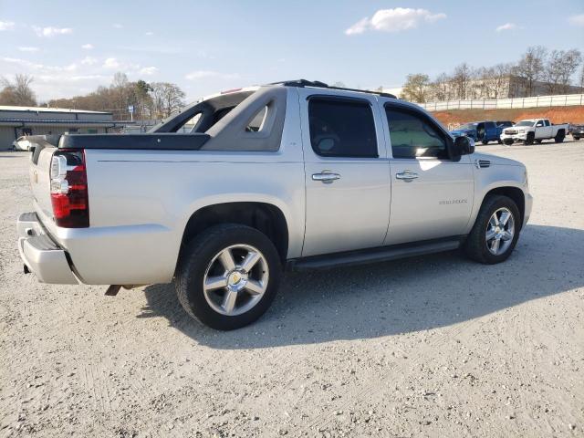 Photo 2 VIN: 3GNMCFE09CG176427 - CHEVROLET AVALANCHE 