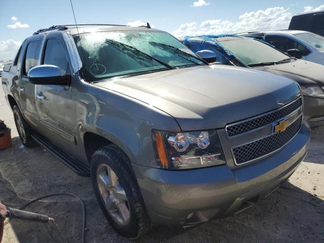 Photo 3 VIN: 3GNMCFE0XCG308840 - CHEVROLET AVALANCHE 