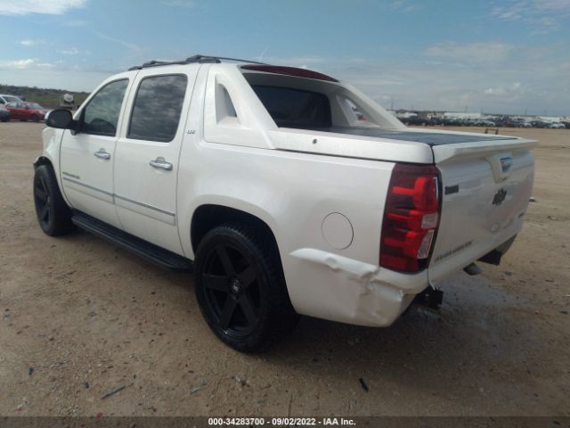 Photo 2 VIN: 3GNMCGE01BG396505 - CHEVROLET AVALANCHE 