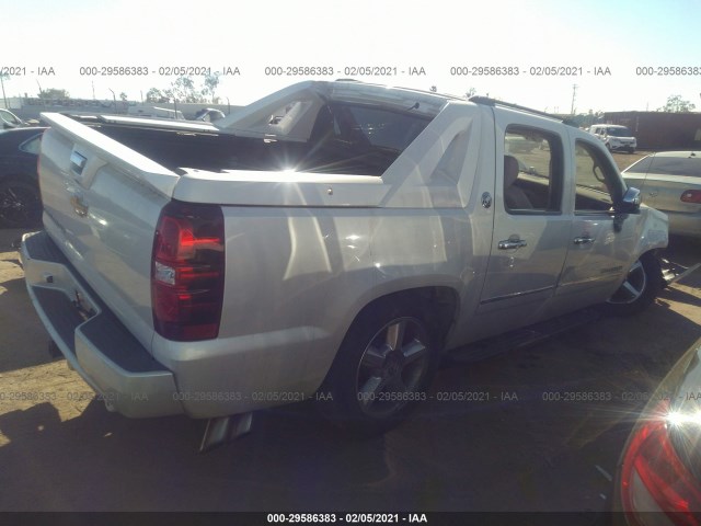 Photo 3 VIN: 3GNMCGE01DG159225 - CHEVROLET AVALANCHE 