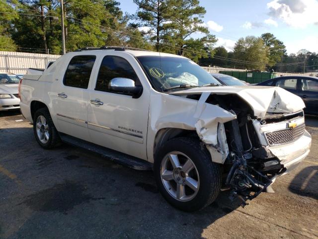 Photo 3 VIN: 3GNMCGE02CG300804 - CHEVROLET AVALANCHE 