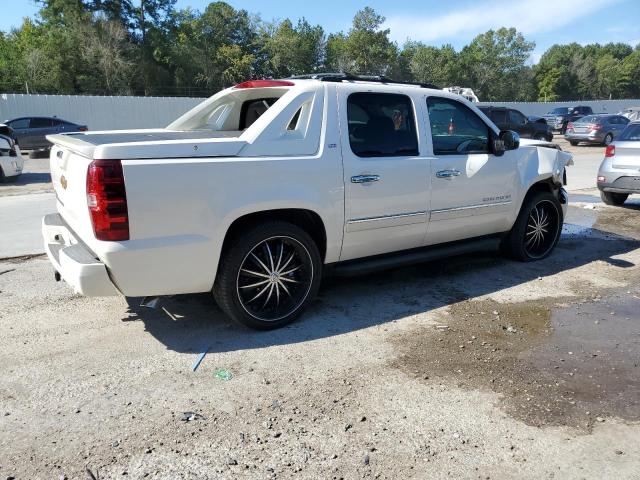 Photo 2 VIN: 3GNMCGE08CG266318 - CHEVROLET AVALANCHE 