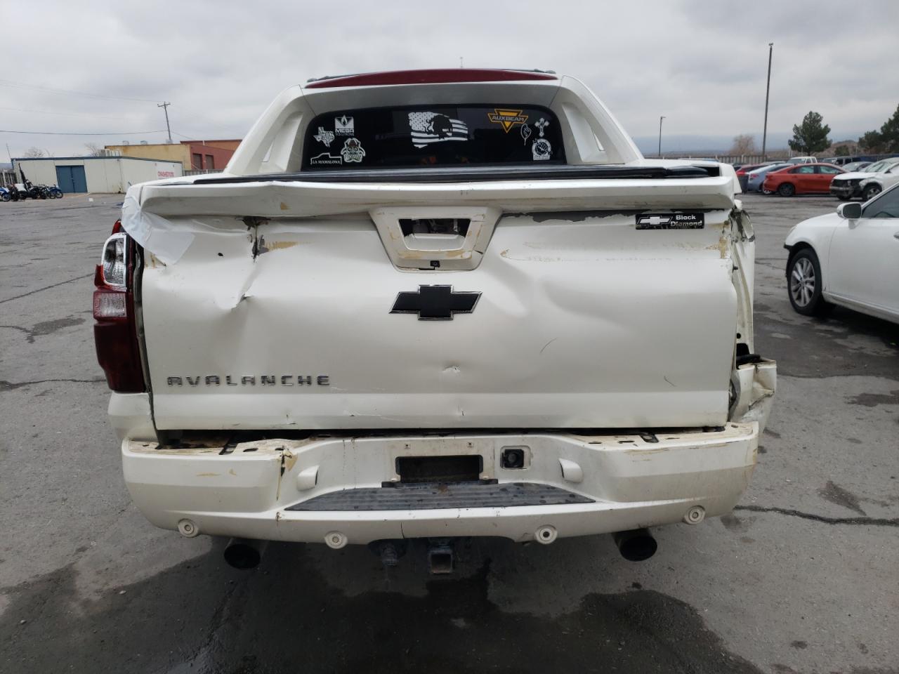 Photo 5 VIN: 3GNMCGE0XDG364560 - CHEVROLET AVALANCHE 