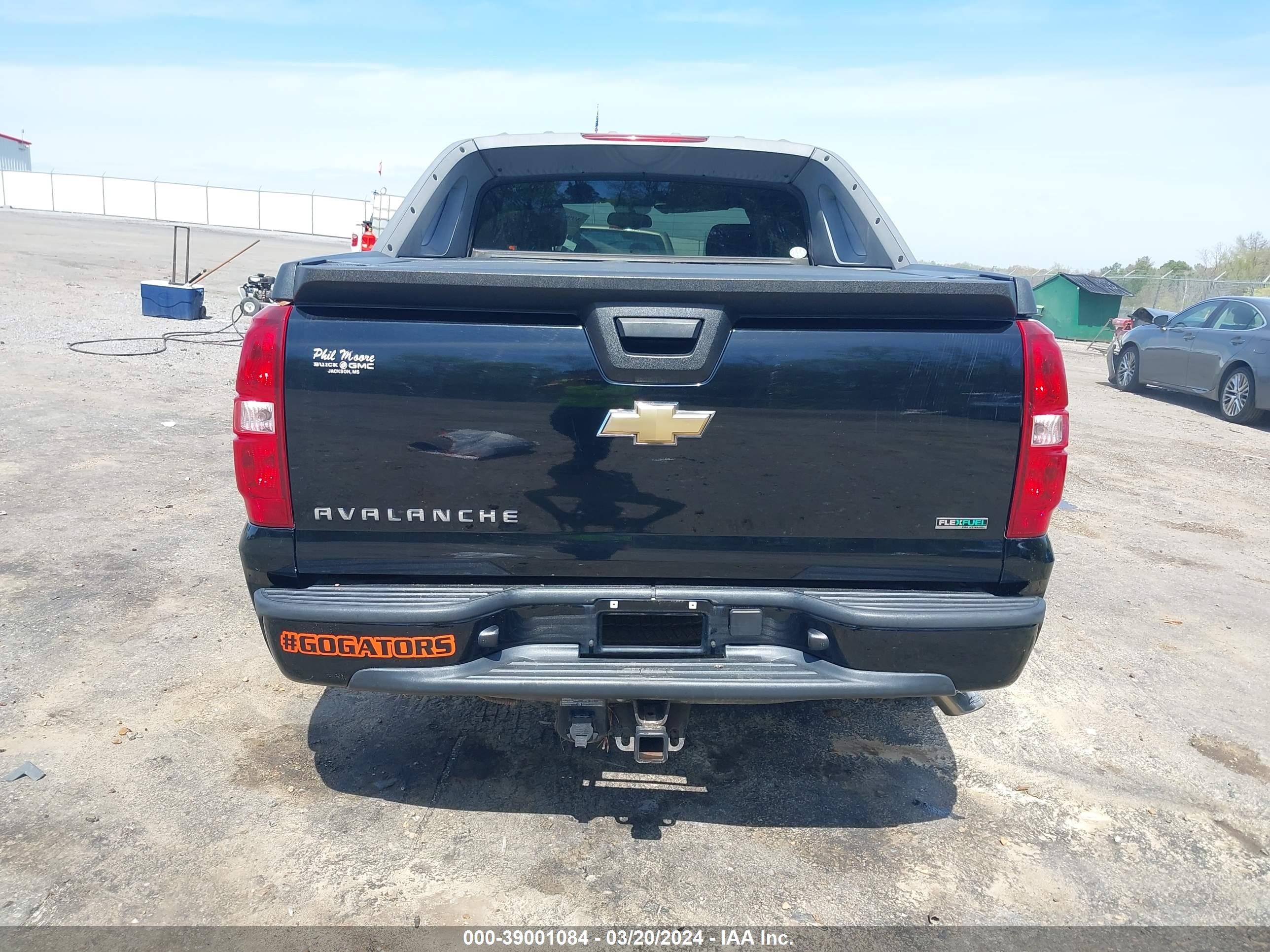 Photo 16 VIN: 3GNNCEE04AG142231 - CHEVROLET AVALANCHE 