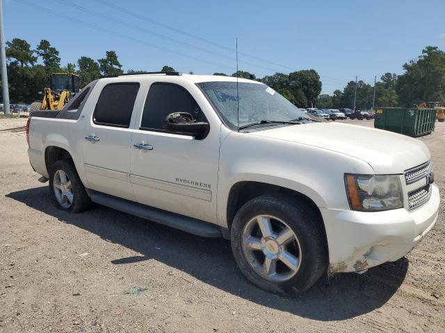 Photo 3 VIN: 3GNNCGE05AG285703 - CHEVROLET AVALANCHE 