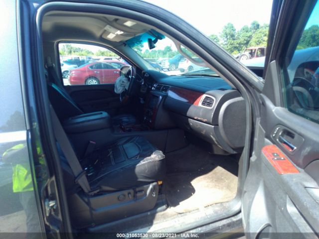 Photo 4 VIN: 3GNNCGE09AG112573 - CHEVROLET AVALANCHE 