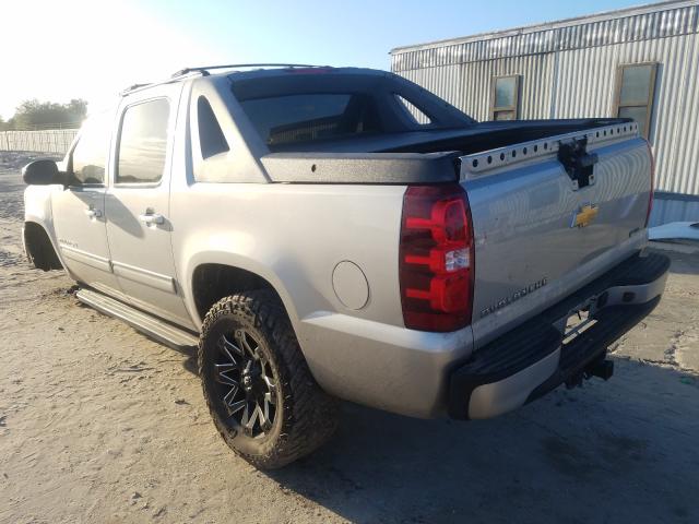 Photo 2 VIN: 3GNTKEE38BG280912 - CHEVROLET AVALANCHE 