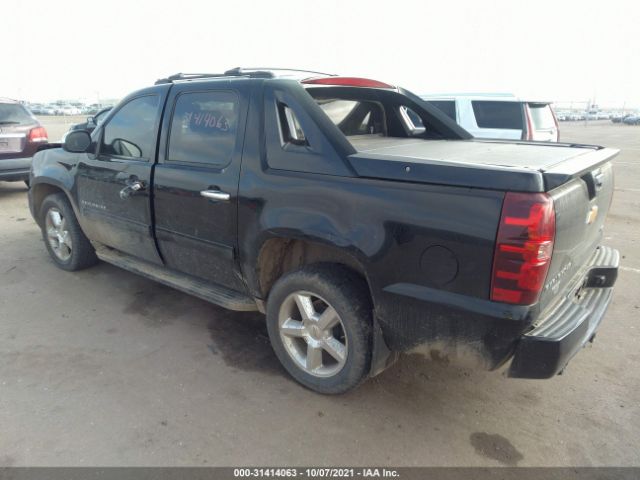 Photo 2 VIN: 3GNTKEE73CG160083 - CHEVROLET AVALANCHE 