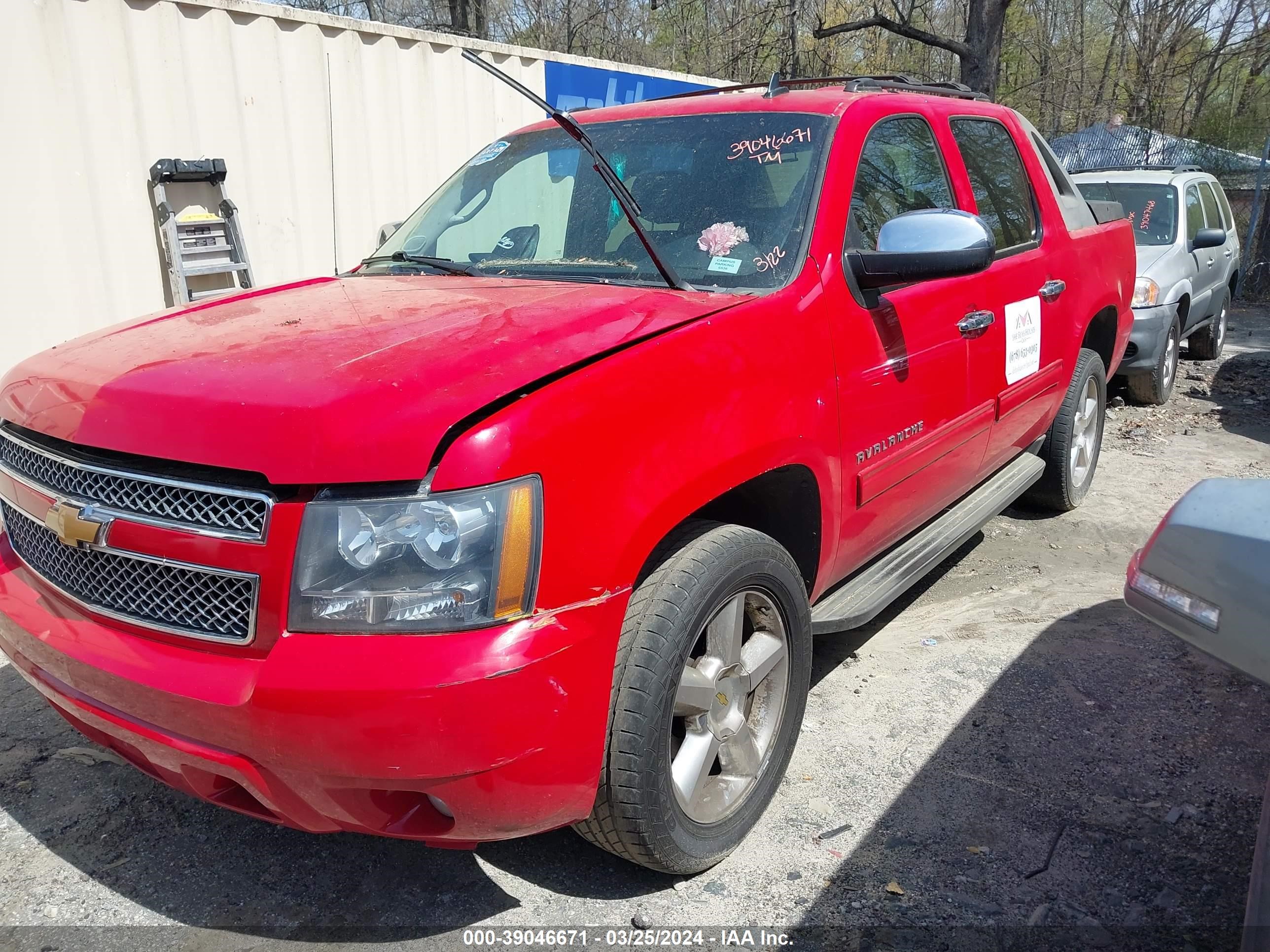 Photo 1 VIN: 3GNTKEE74CG182187 - CHEVROLET AVALANCHE 