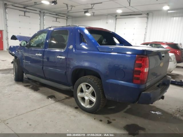 Photo 2 VIN: 3GNTKEE74DG323101 - CHEVROLET AVALANCHE 