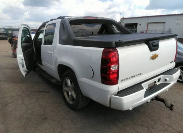 Photo 2 VIN: 3GNTKEE79CG118811 - CHEVROLET AVALANCHE 