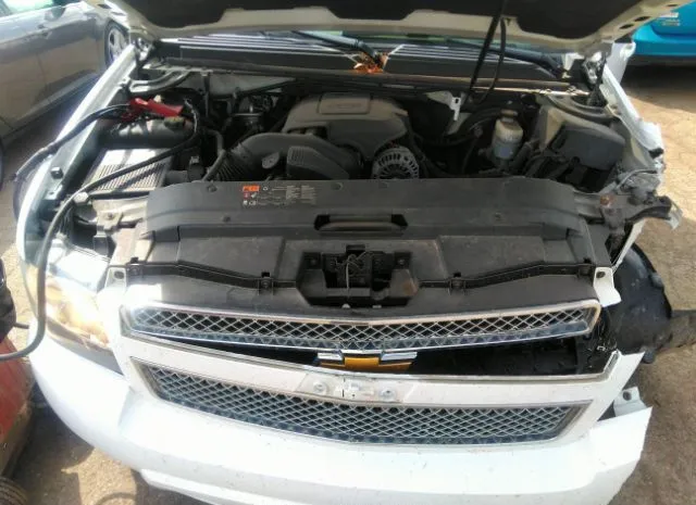 Photo 9 VIN: 3GNTKEE79CG118811 - CHEVROLET AVALANCHE 