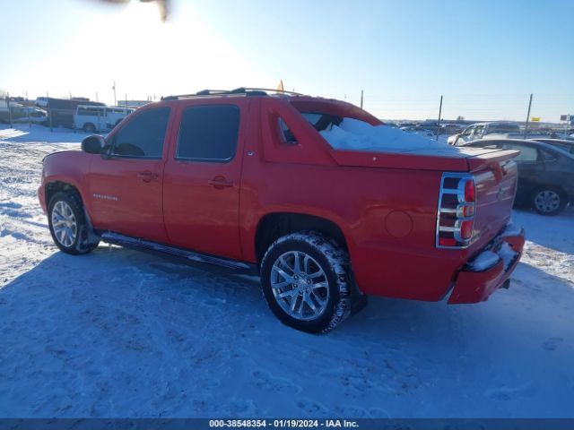 Photo 2 VIN: 3GNTKFE32BG332671 - CHEVROLET AVALANCHE 1500 