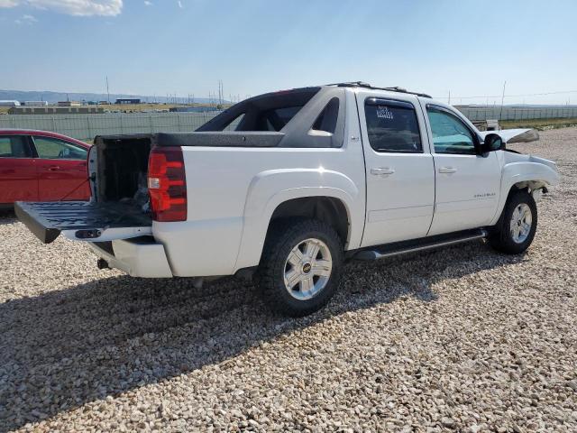 Photo 2 VIN: 3GNTKFE33BG328614 - CHEVROLET AVALANCHE 