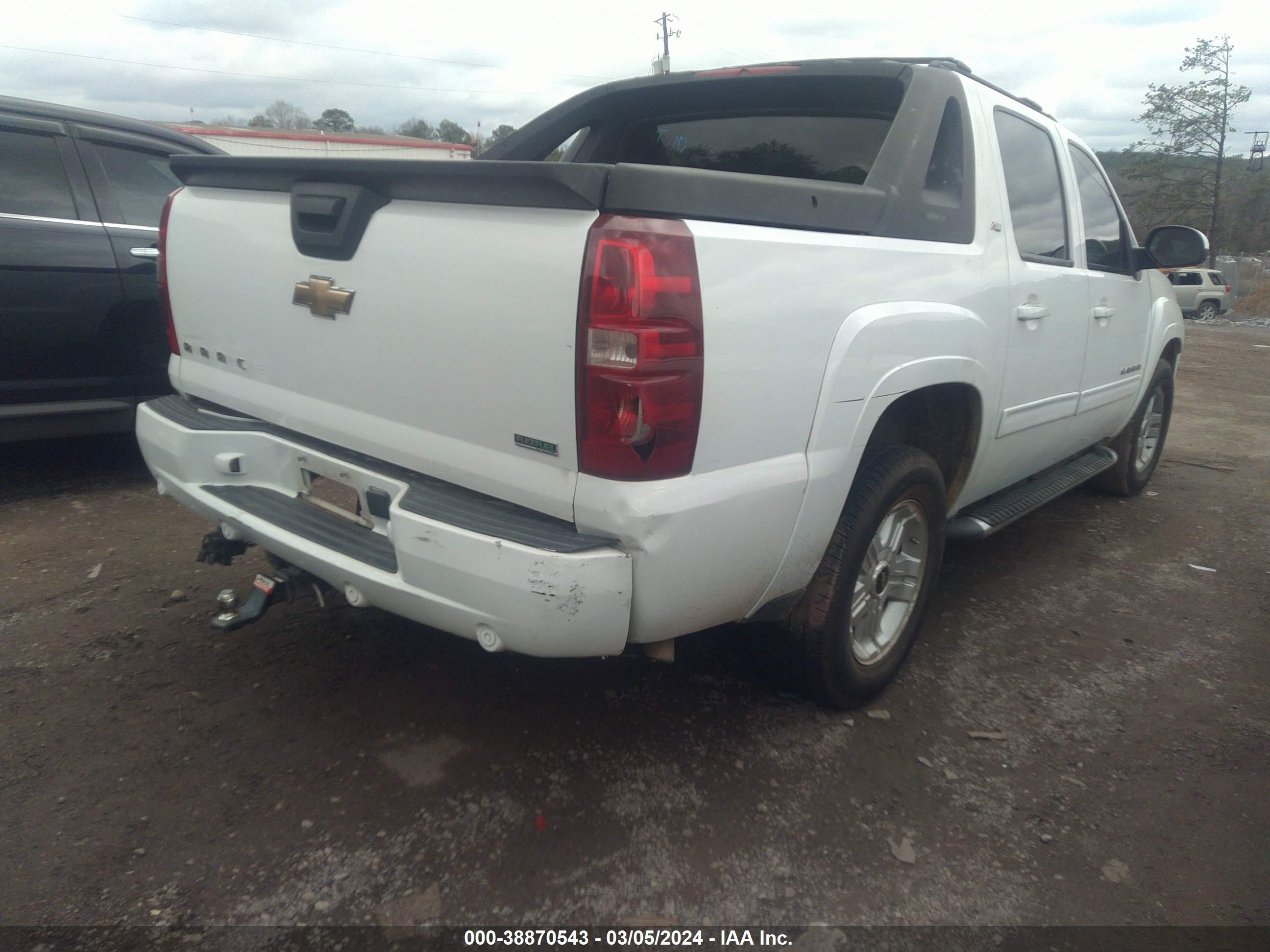 Photo 5 VIN: 3GNTKFE38BG128179 - CHEVROLET AVALANCHE 