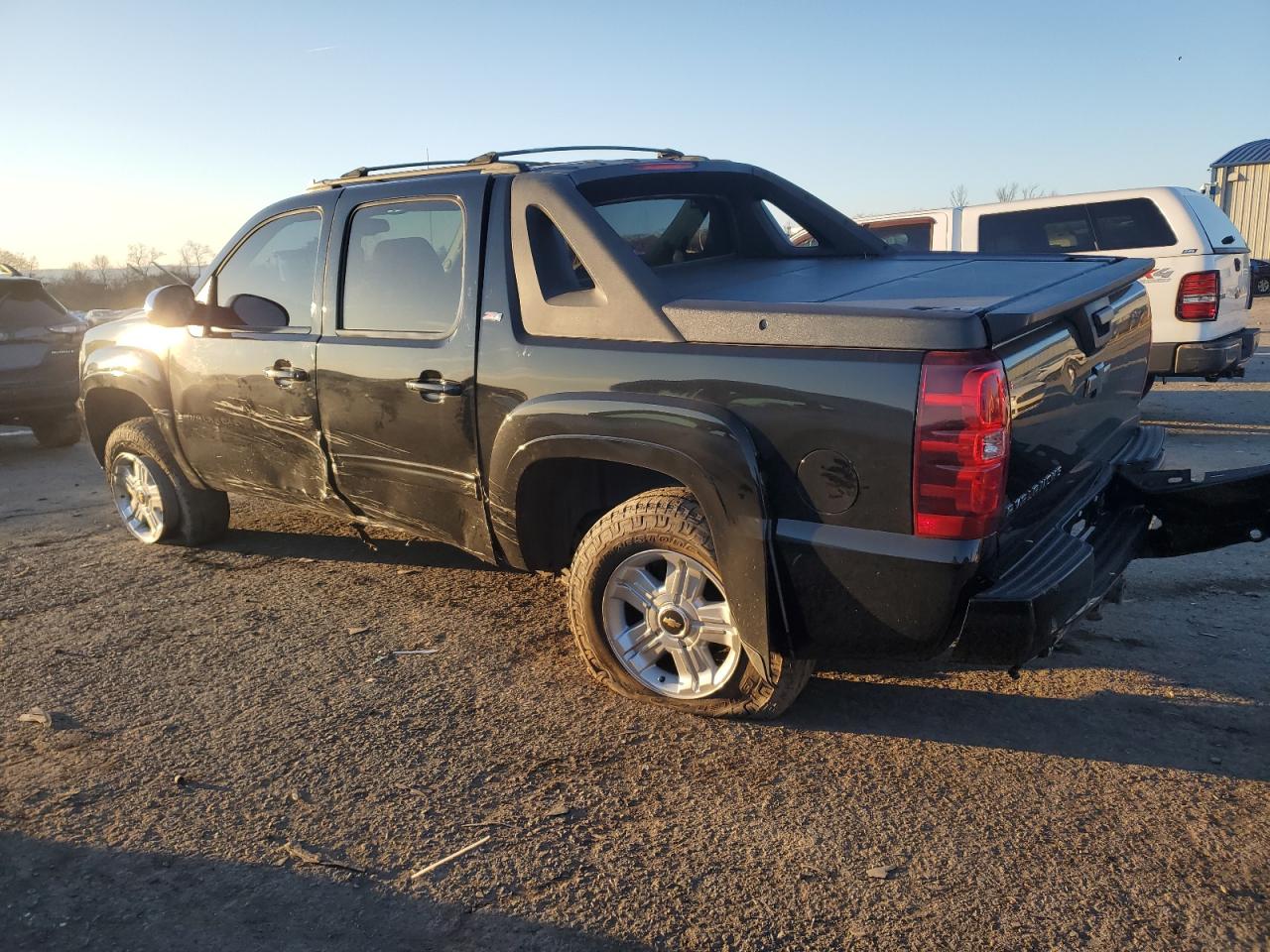 Photo 1 VIN: 3GNTKFE70CG261264 - CHEVROLET AVALANCHE 