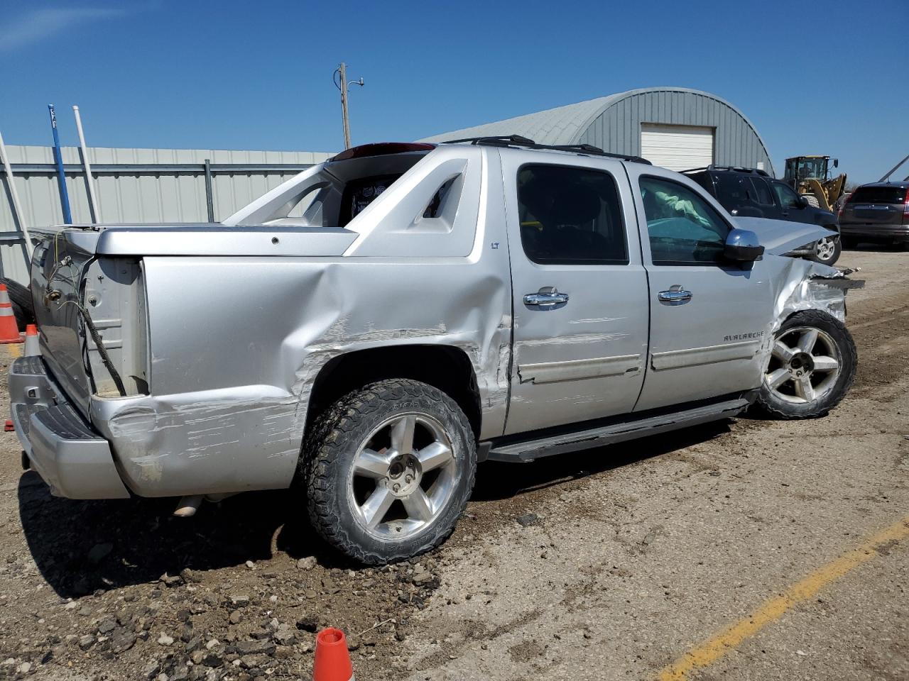 Photo 2 VIN: 3GNTKFE74CG231202 - CHEVROLET AVALANCHE 