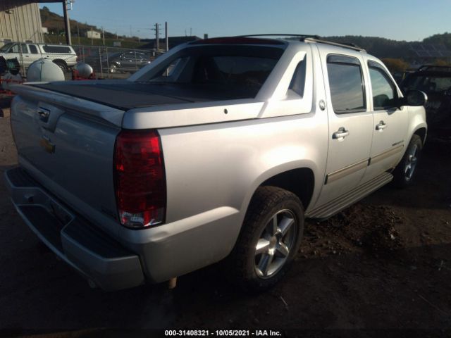 Photo 3 VIN: 3GNTKFE78DG358696 - CHEVROLET AVALANCHE 