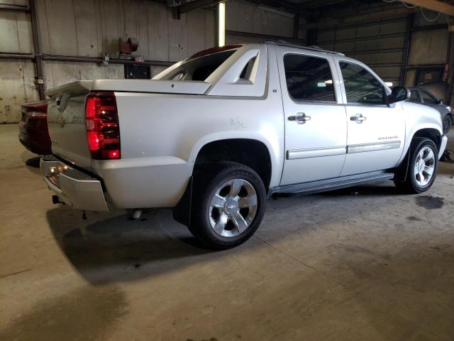 Photo 2 VIN: 3GNTKFE7XCG256475 - CHEVROLET AVALANCHE 