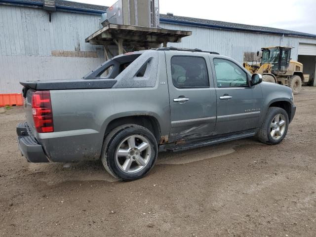 Photo 2 VIN: 3GNTKGE30BG115772 - CHEVROLET AVALANCHE 