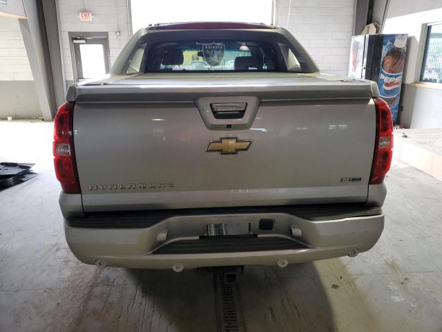 Photo 5 VIN: 3GNTKGE30BG201101 - CHEVROLET AVALANCHE 