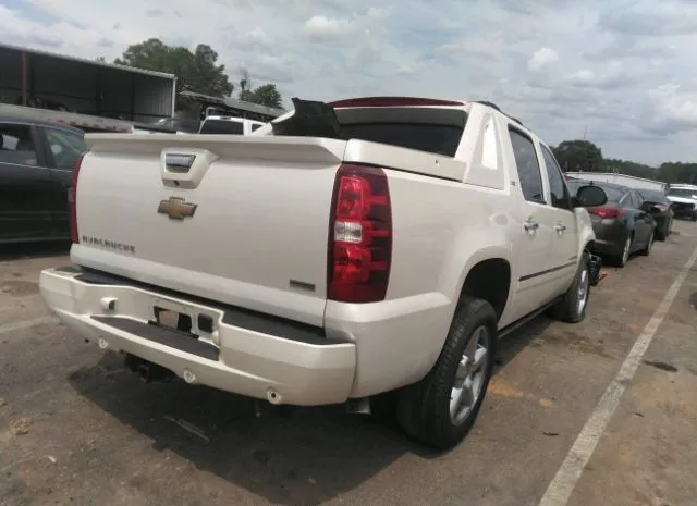 Photo 3 VIN: 3GNTKGE31BG180906 - CHEVROLET AVALANCHE 