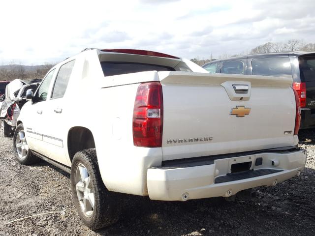 Photo 2 VIN: 3GNTKGE31BG388607 - CHEVROLET AVALANCHE 