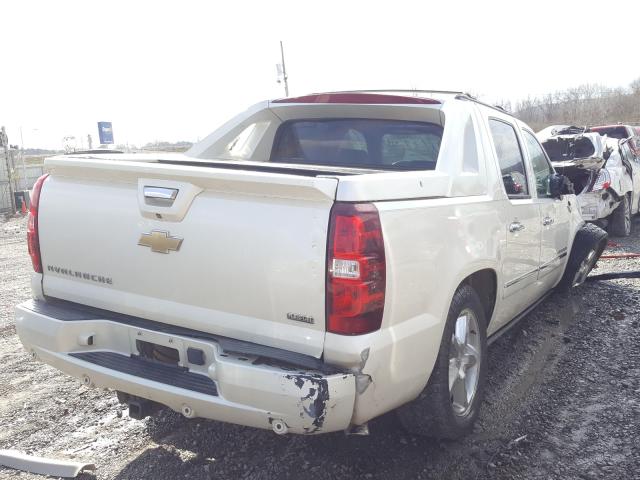 Photo 3 VIN: 3GNTKGE31BG388607 - CHEVROLET AVALANCHE 