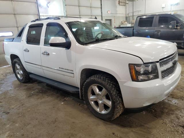 Photo 3 VIN: 3GNTKGE34BG105567 - CHEVROLET AVALANCHE 