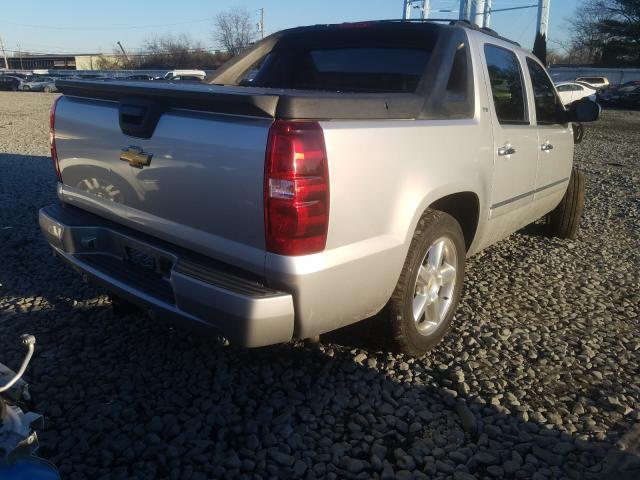 Photo 3 VIN: 3GNTKGE34BG220931 - CHEVROLET AVALANCHE 