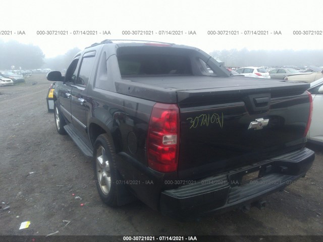 Photo 2 VIN: 3GNTKGE35BG319998 - CHEVROLET AVALANCHE 