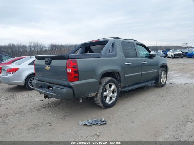 Photo 3 VIN: 3GNTKGE38BG138670 - CHEVROLET AVALANCHE 1500 