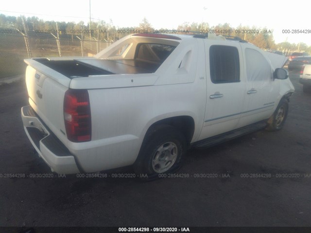 Photo 3 VIN: 3GNTKGE39BG389438 - CHEVROLET AVALANCHE 