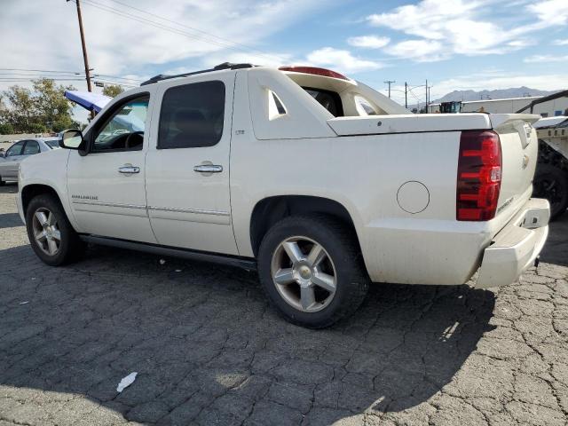 Photo 1 VIN: 3GNTKGE3XBG173730 - CHEVROLET AVALANCHE 