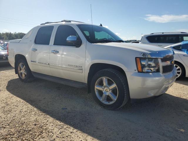 Photo 3 VIN: 3GNTKGE70CG195269 - CHEVROLET AVALANCHE 